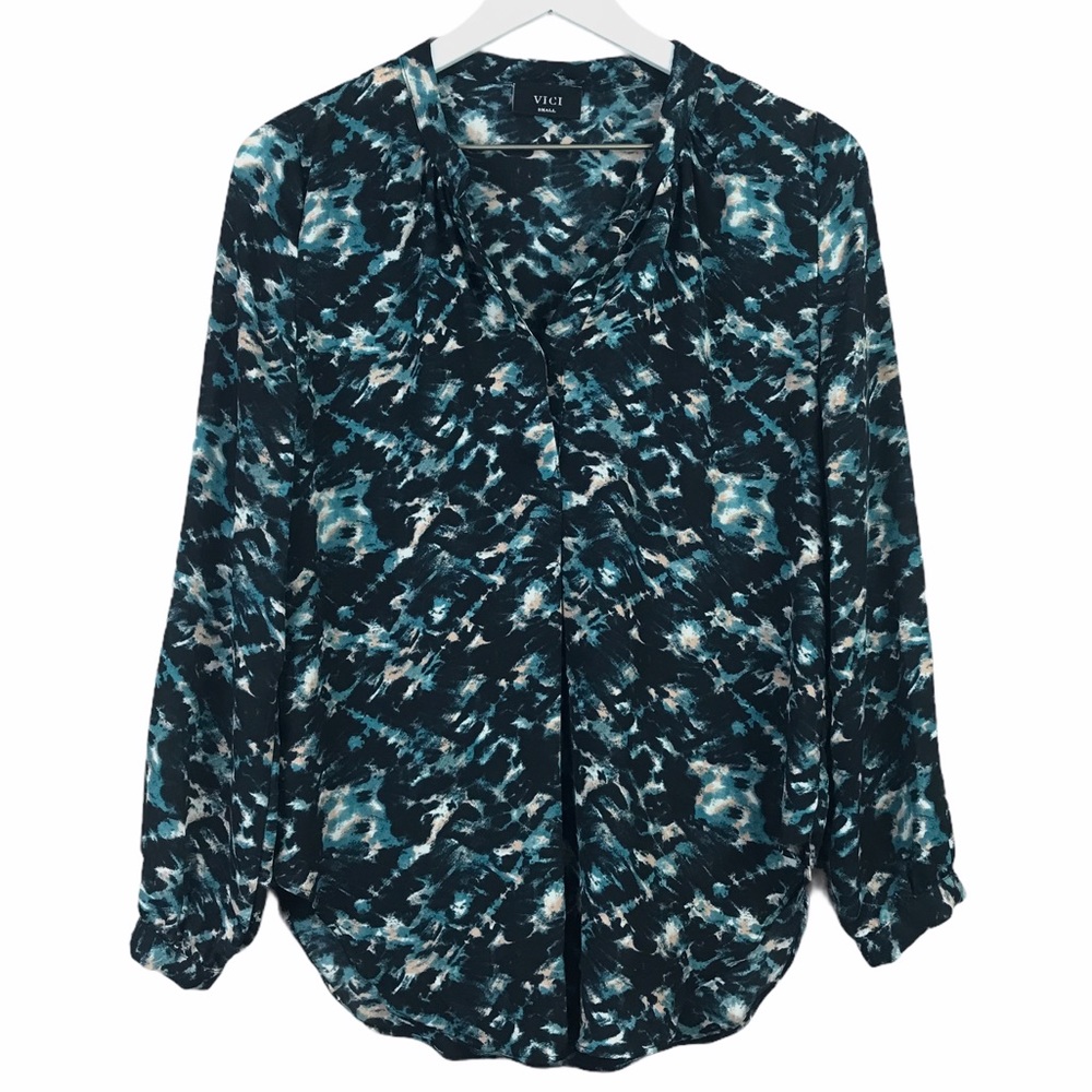 Vici Black Green Print Pullover Blouse Sz S